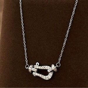 Gold Horseshoe Zircon Necklace Minimalist Sterling Silver